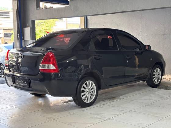 TOYOTA ETIOS 1.5 XLS SEDAN 16V FLEX 4P MANUAL TOYOTA ETIOS 1.5 XLS SEDAN 16V FLEX 4P MANUAL